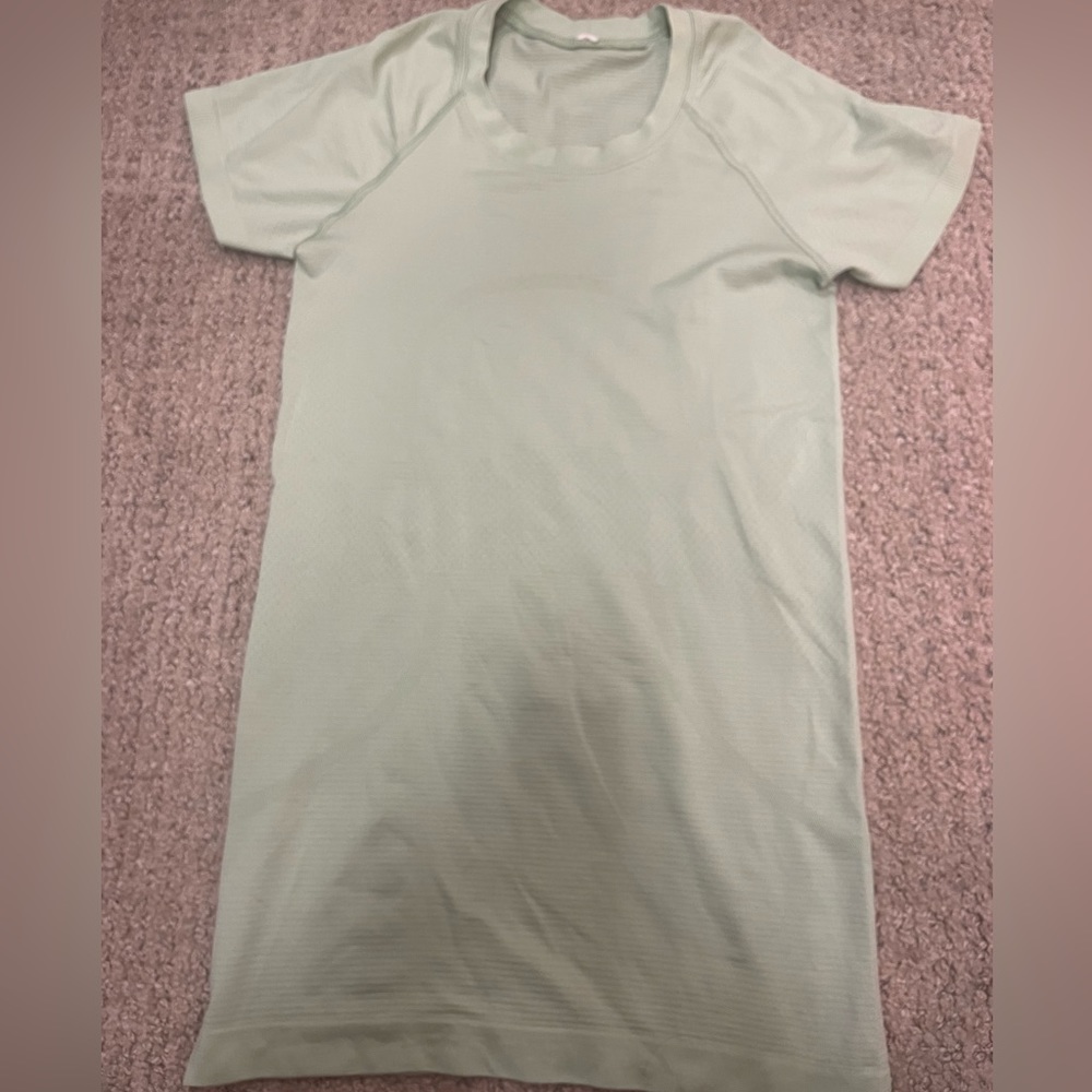Lululemon Swiftly Tech Creamy Mint